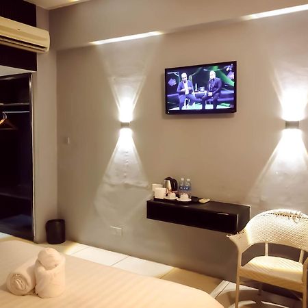 De Choice Hotel تاواو المظهر الخارجي الصورة